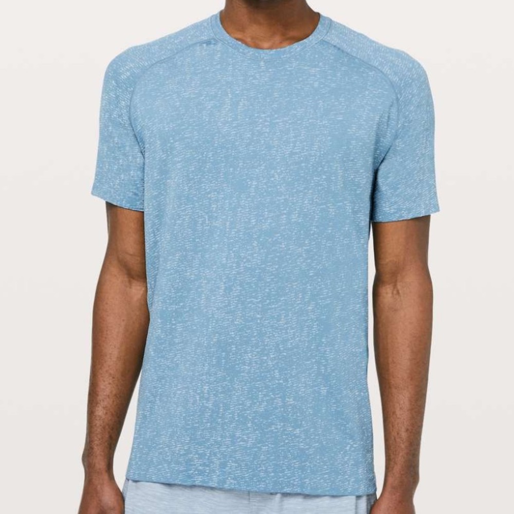 Lululemon size medium Metal Vent Tech SS. Light blue. NWT